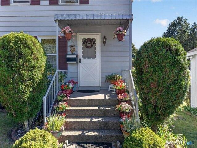 house with 2 bedroom, Waterford CT ES105630378