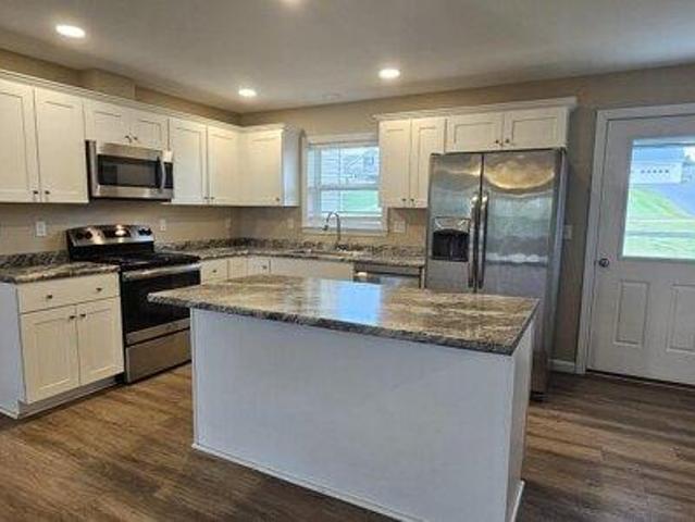 house with 2 bedroom, Waterville ME ES105814782