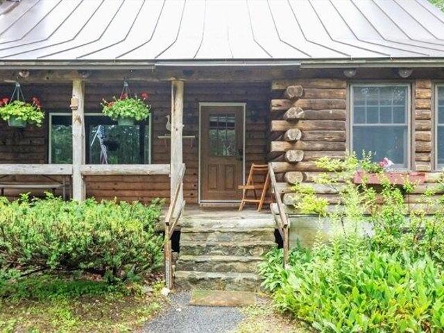 house with 2 bedroom, Wendell MA ES105351156