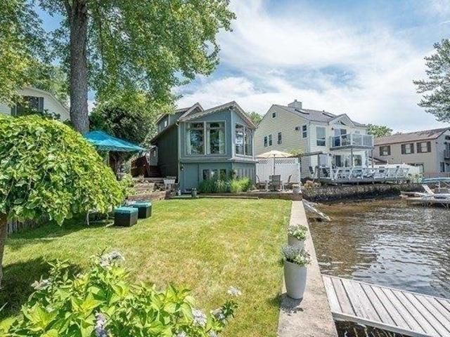 house with 2 bedroom, Webster MA ES105331393