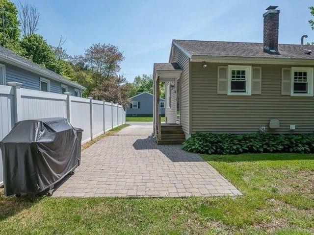 house with 2 bedroom, West Boylston MA ES104543869