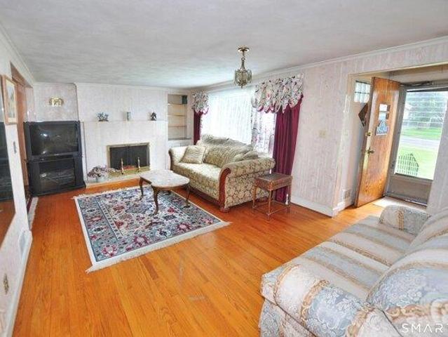 house with 2 bedroom, West Hartford CT ES105317019