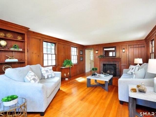 house with 2 bedroom, West Hartford CT ES105512179