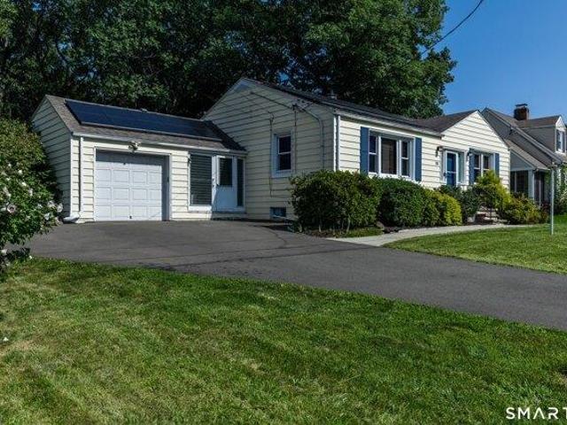 house with 2 bedroom, West Haven CT ES105474951