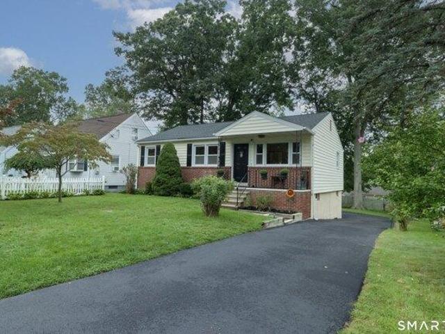 house with 2 bedroom, West Haven CT ES105561005