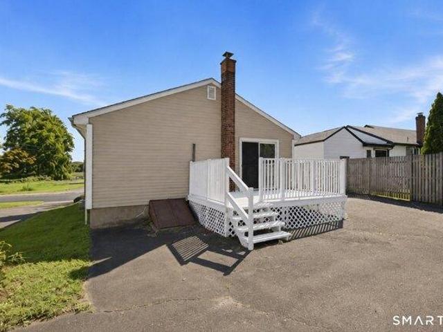 house with 2 bedroom, West Haven CT ES105574093