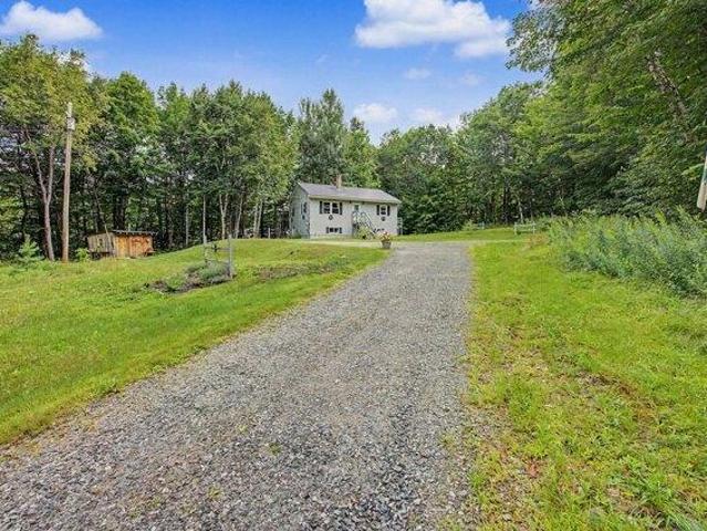 house with 2 bedroom, West Paris ME ES105817052