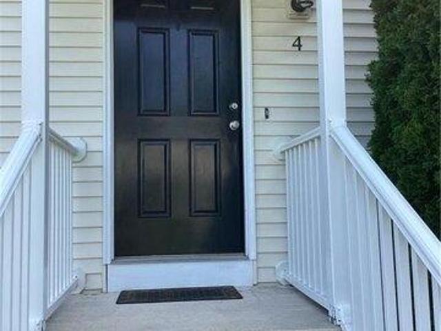 house with 2 bedroom, West Warwick RI ES105574062