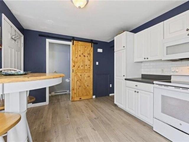 house with 2 bedroom, Westerly RI ES105497652