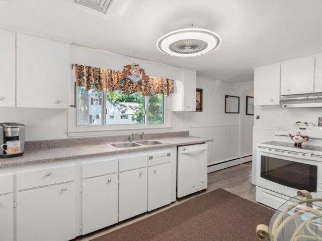 house with 2 bedroom, Weymouth MA ES105404906