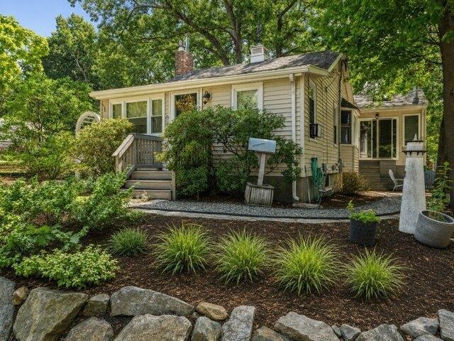 house with 2 bedroom, Weymouth MA ES105537693