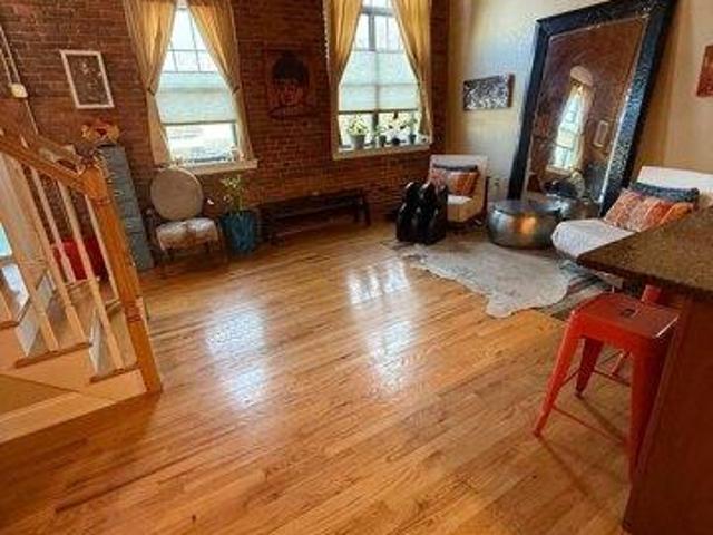 house with 2 bedroom, Windsor CT ES105274390