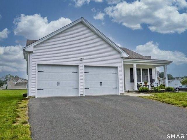 house with 2 bedroom, Windsor CT ES105534241