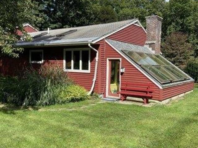 house with 2 bedroom, Williamstown MA ES105330654
