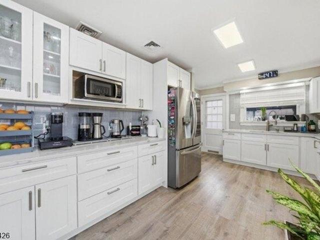 house with 2 bedroom, Woodbridge NJ ES103621942