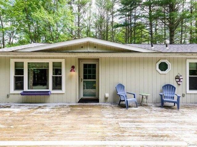house with 2 bedroom, Woodstock NY ES104921648