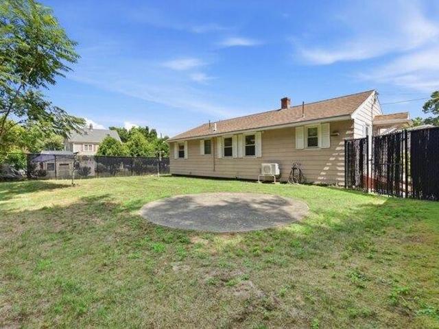 house with 2 bedroom, Woburn MA ES105561603