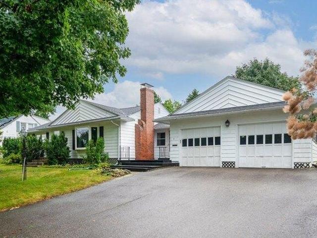 house with 2 bedroom, Worcester MA ES105384530