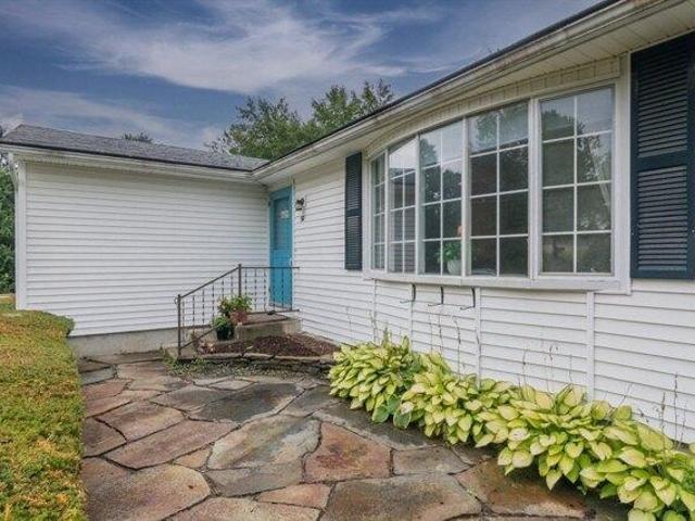 house with 2 bedroom, Amherst MA ES105401258