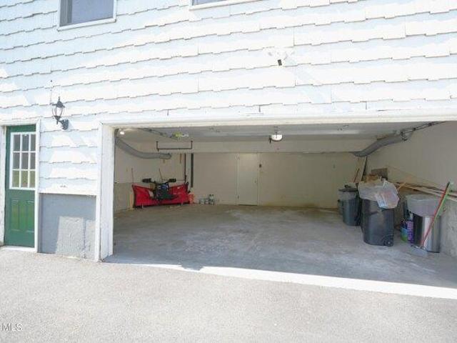 house with 2 bedroom, Amsterdam NY ES105292314