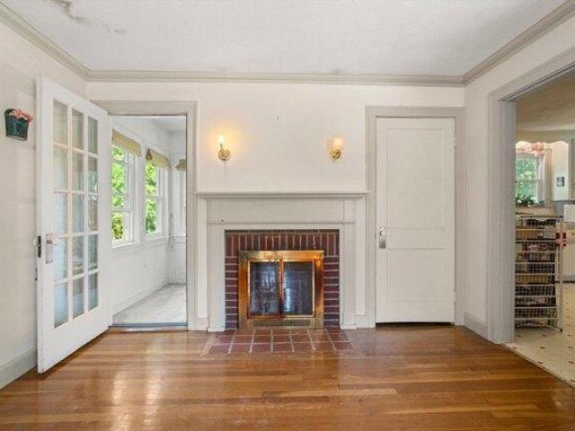 house with 2 bedroom, Arlington MA ES105352067