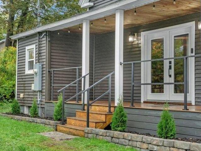 house with 2 bedroom, Auburn ME ES105800040
