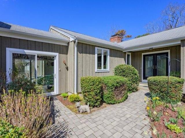 house with 2 bedroom, Barnstable MA ES104919907