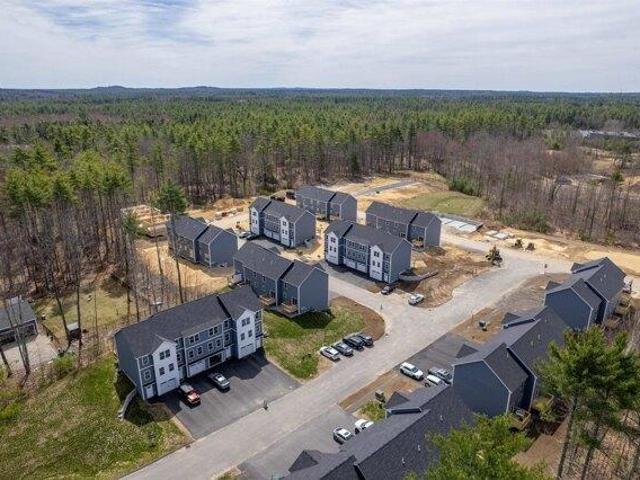 house with 2 bedroom, Barrington NH ES105419015