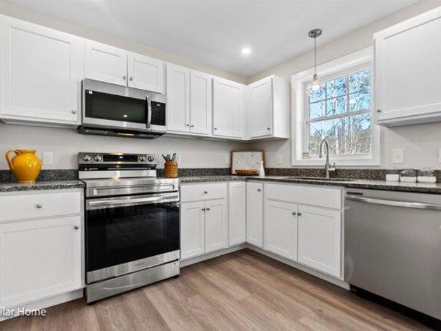 house with 2 bedroom, Barrington NH ES105612697