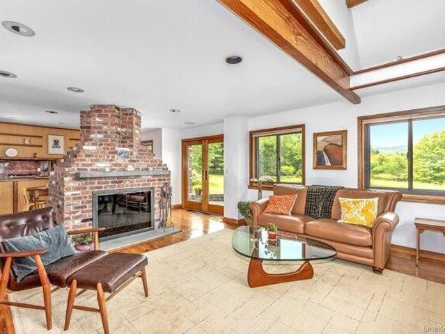 house with 2 bedroom, Bearsville NY ES105290943