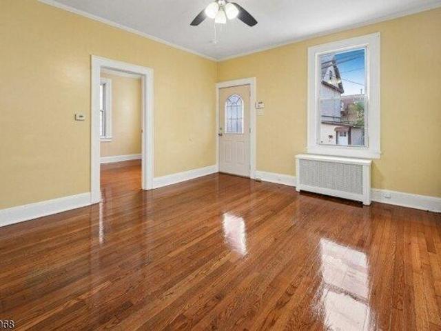 house with 2 bedroom, Belleville NJ ES105575752