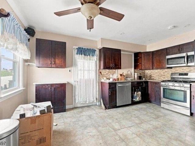 house with 2 bedroom, Belleville NJ ES105648509