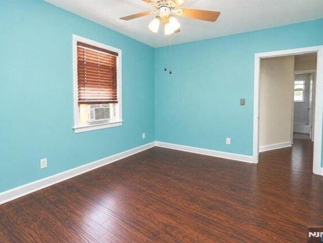house with 2 bedroom, Belleville NJ ES105750625