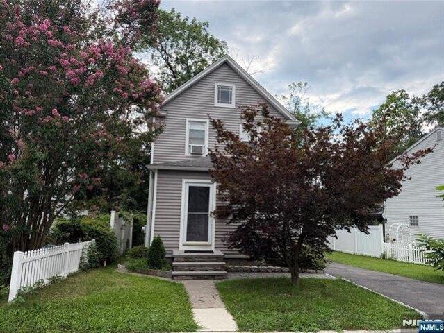 house with 2 bedroom, Bergenfield NJ ES105533507