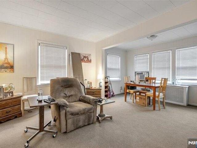 house with 2 bedroom, Bergenfield NJ ES105726723