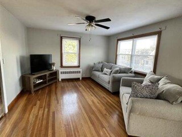 house with 2 bedroom, Berlin NH ES105424510