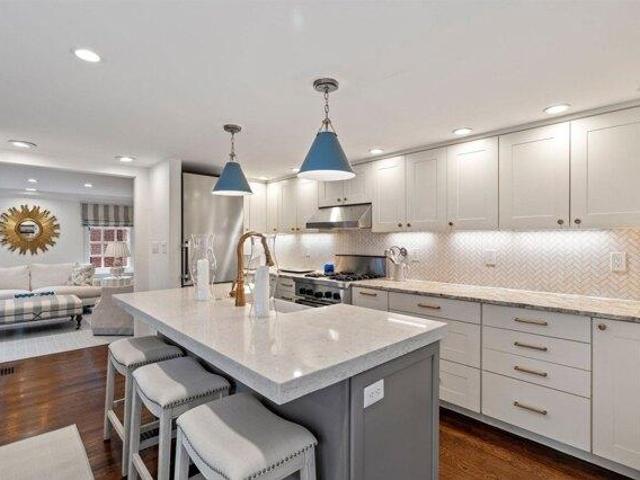 house with 2 bedroom, Boston MA ES105532615