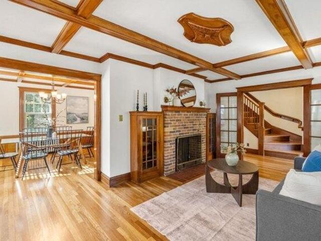 house with 2 bedroom, Boston MA ES105629496