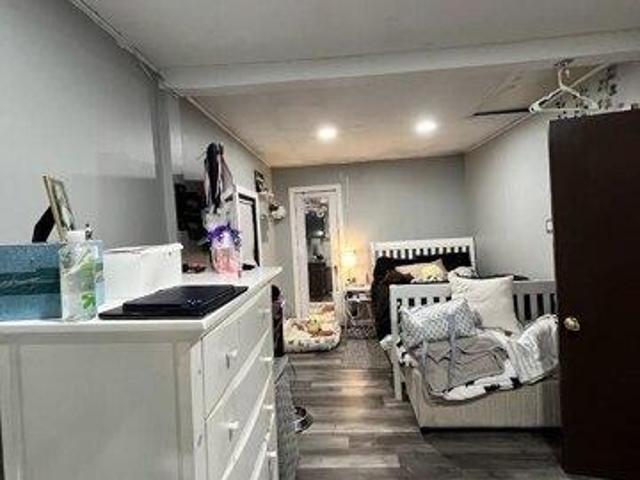 house with 2 bedroom, Bow NH ES105535703