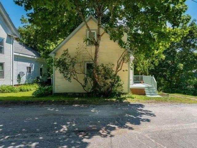 house with 2 bedroom, Bowdoinham ME ES105813920