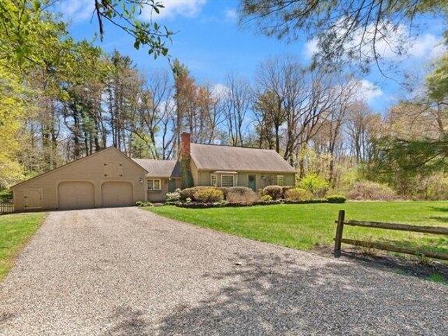 house with 2 bedroom, Boxford MA DS104477093