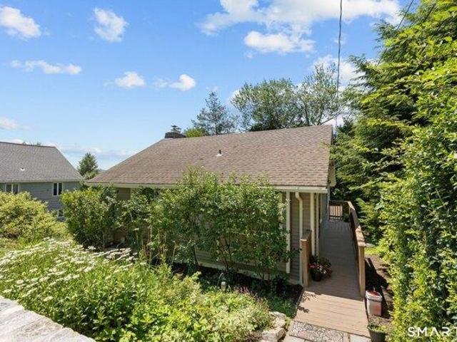 house with 2 bedroom, Brookfield CT ES105439965