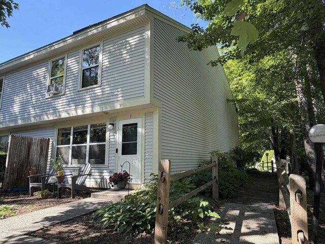house with 2 bedroom, Brattleboro VT ES104263858
