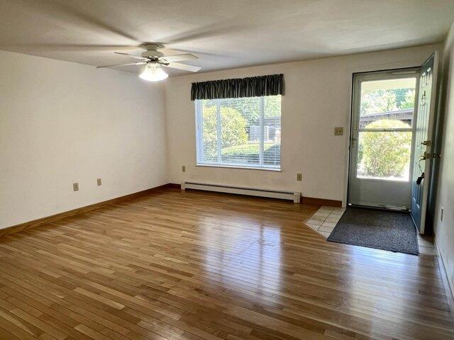 house with 2 bedroom, Brattleboro VT ES105513103