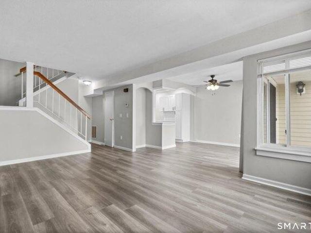 house with 2 bedroom, Branford CT ES105402499