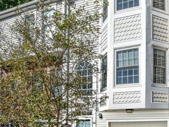 house with 2 bedroom, Bridgeport CT ES105415979