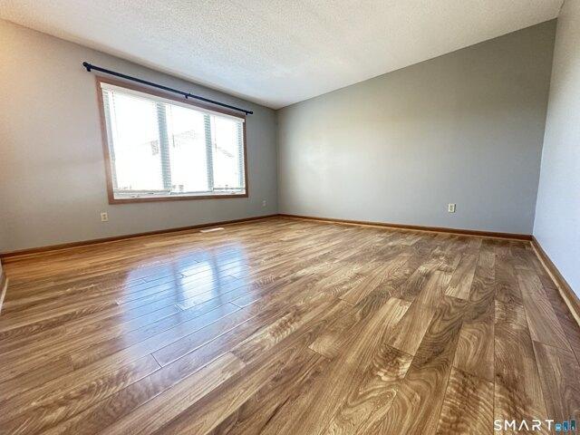 house with 2 bedroom, Bristol CT ES105534650