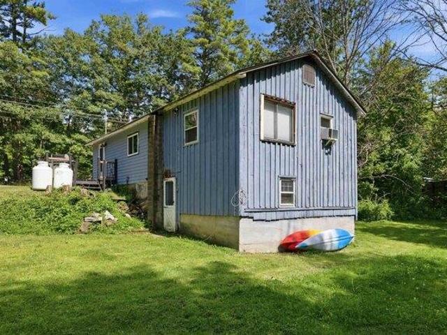 house with 2 bedroom, Canaan NH ES105441458