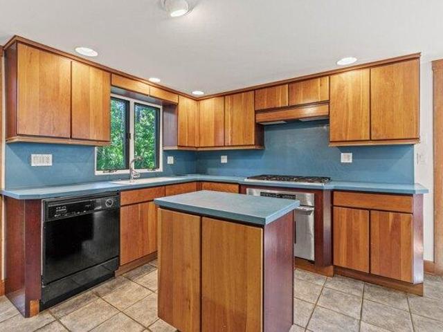 house with 2 bedroom, Cape Elizabeth ME ES105725847