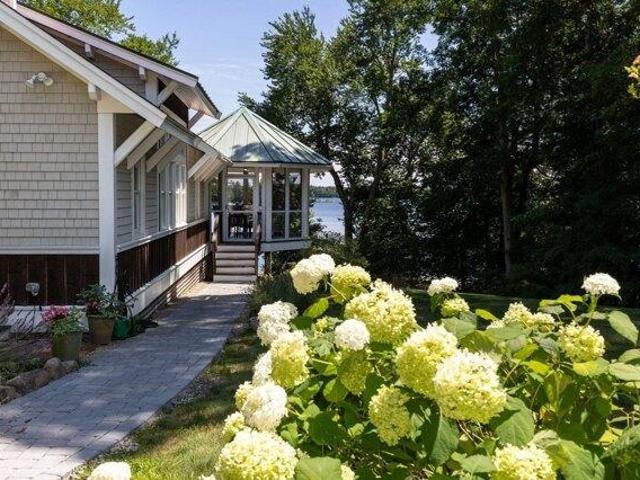 house with 2 bedroom, Carver MA ES105589451